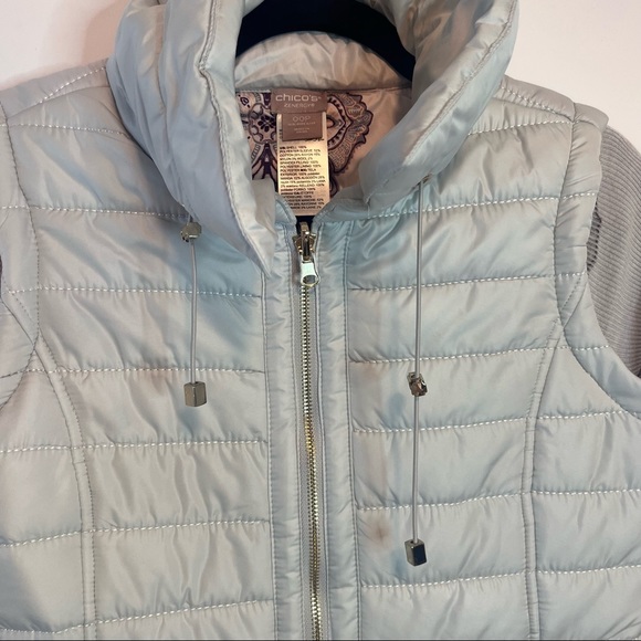 Chico’s Zenergy Convertible Puffer Jacket Paisley Print Reversible Multi Wear - Picture 4 of 14